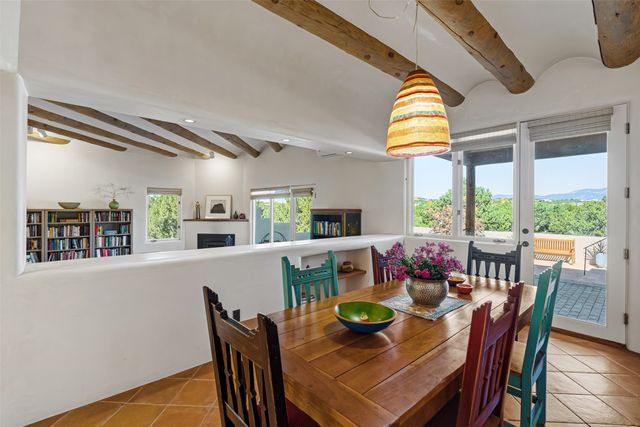 3225 Calle Celestial, Santa Fe, NM 87506