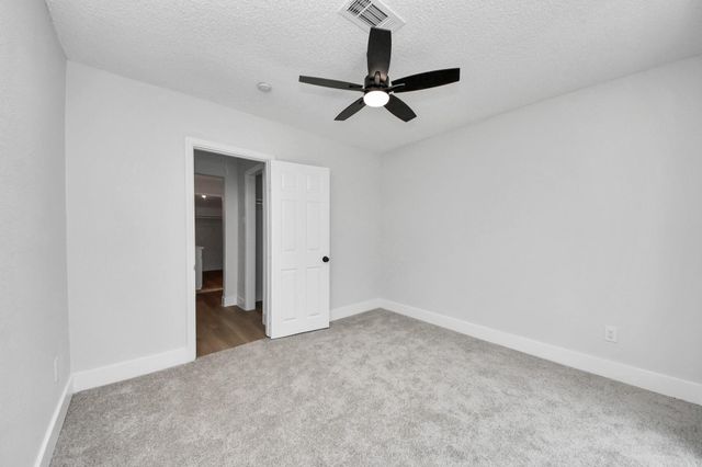 7427 Willow Oak Drive, Baytown, TX 77521