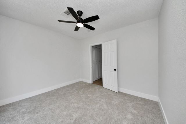 7427 Willow Oak Drive, Baytown, TX 77521