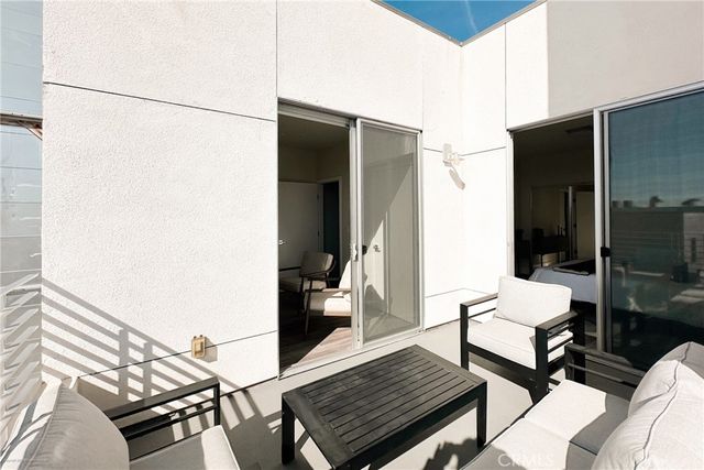 1101 S Harvard Boulevard 506, Los Angeles, CA 90006
