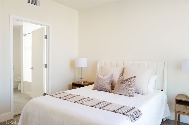 1101 S Harvard Boulevard 506, Los Angeles, CA 90006