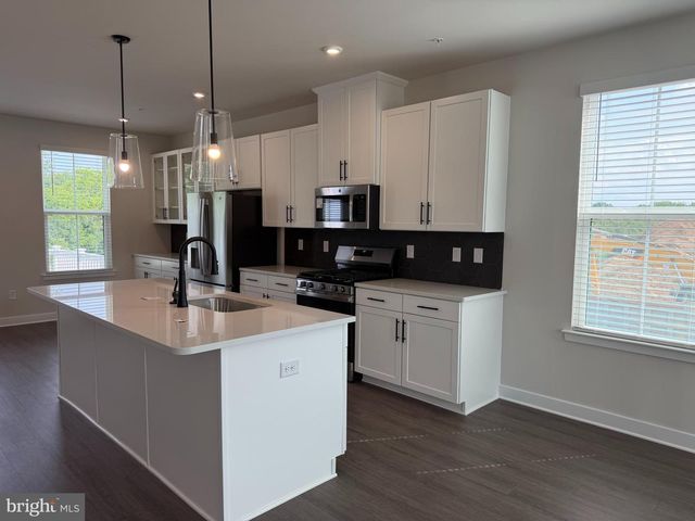 23 DOMENICA DRIVE, Moorestown, NJ 08057