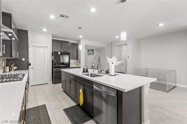 7847 Skyler Falls Lane, North Las Vegas, NV 89084