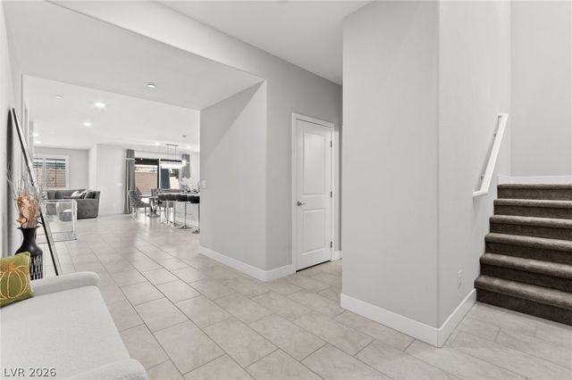 7847 Skyler Falls Lane, North Las Vegas, NV 89084