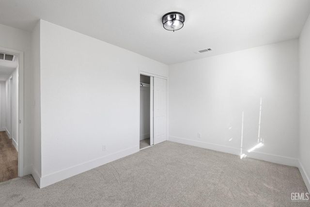 1209 Woodrow Avenue, Bakersfield, CA 93308