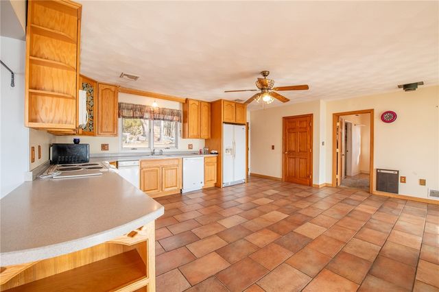 22 Cady Lane, Glocester, RI 02814