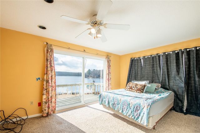 22 Cady Lane, Glocester, RI 02814