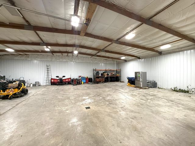 4731 E 10th Road, Earlville, IL 60518