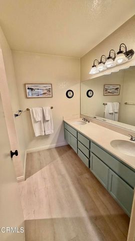 5696 Recodo Way, Camarillo, CA 93012