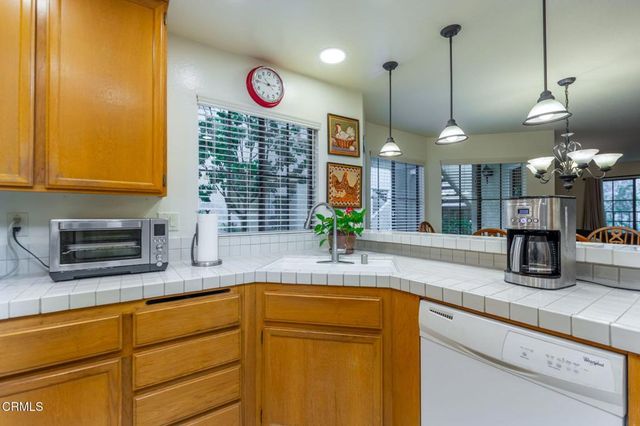 5696 Recodo Way, Camarillo, CA 93012