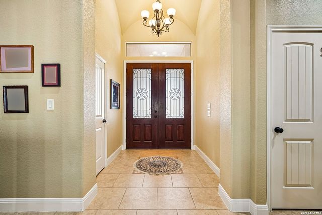 129 HIDDEN FOREST DR, La Vernia, TX 78121