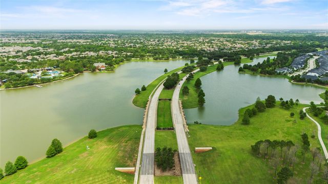 15118 Kickapoo Cavern Drive, Cypress, TX 77433