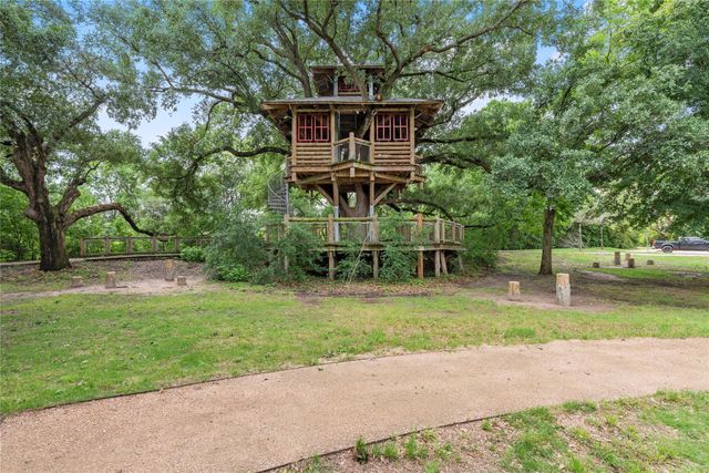 15118 Kickapoo Cavern Drive, Cypress, TX 77433
