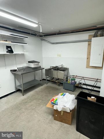 4254 MAIN ST, Philadelphia, PA 19127