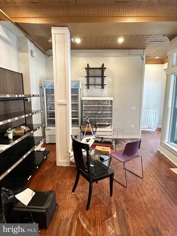 4254 MAIN ST, Philadelphia, PA 19127