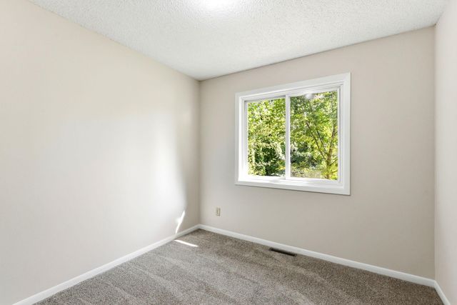 4233 Braddock Trail, Eagan, MN 55123