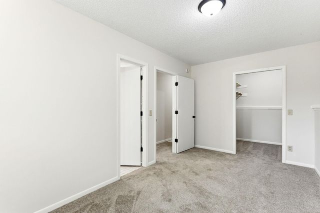 4233 Braddock Trail, Eagan, MN 55123