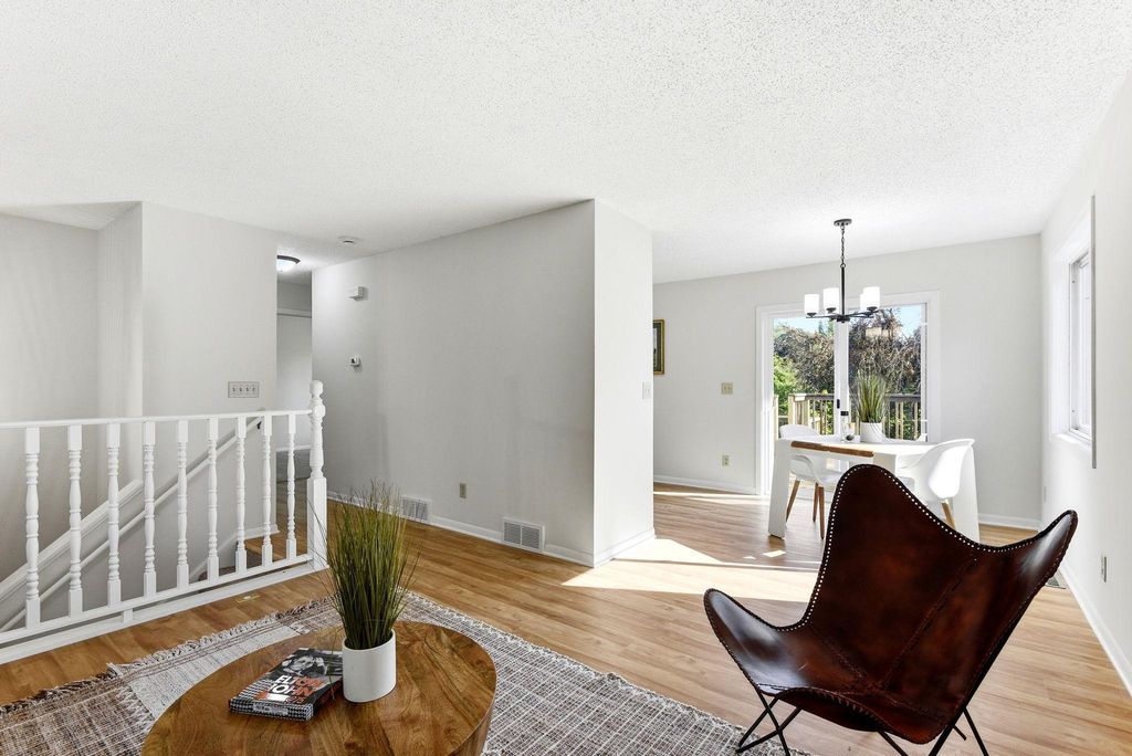 4233 Braddock Trail, Eagan, MN 55123 — photo 3