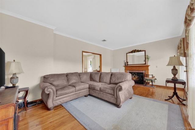 2 Melissa Lane, Washingtonville, NY 10992