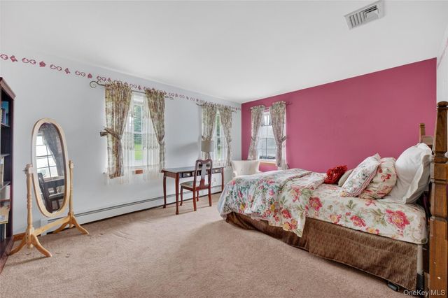 2 Melissa Lane, Washingtonville, NY 10992