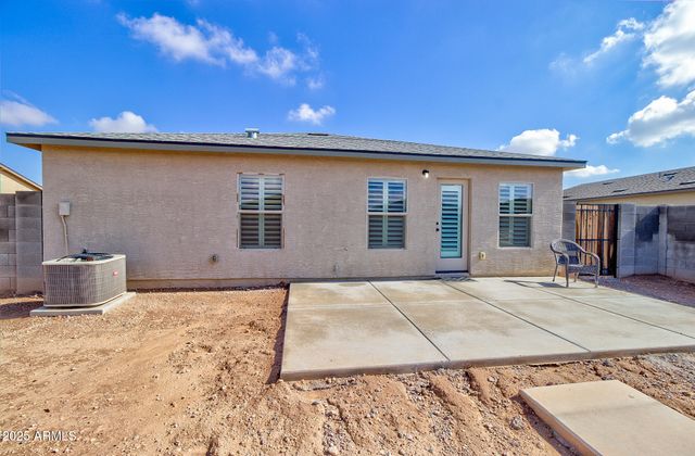 130 S SENECA Drive, Eloy, AZ 85131