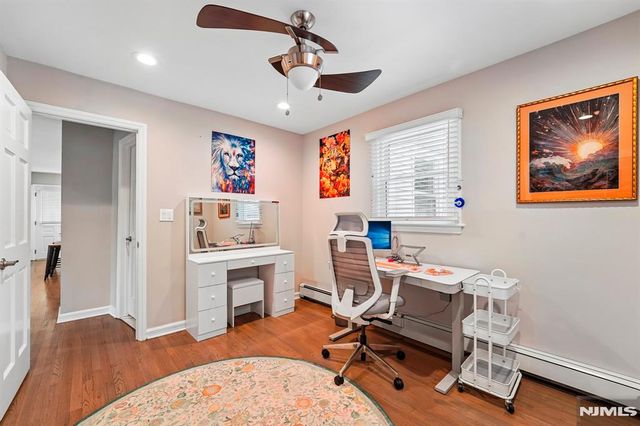 13 Crane Terrace, Verona, NJ 07044
