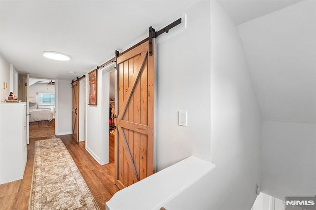 13 Crane Terrace, Verona, NJ 07044