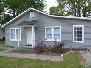 1107 England Street NE A, Huntsville, AL 35801