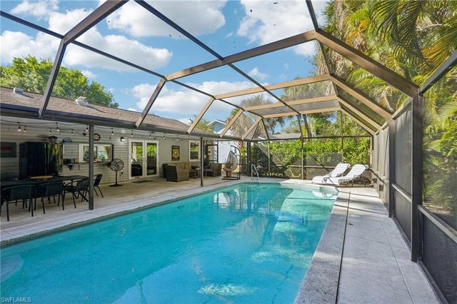 4439 Rosea CT, Naples, FL 34104