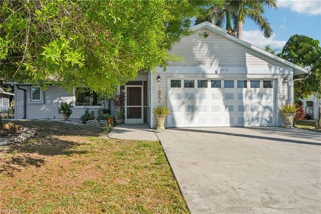 4439 Rosea CT, Naples, FL 34104