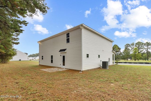 171 Traveller Way, Raeford, NC 28376