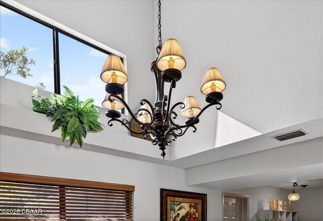 16 Lake Forest Court N, Palm Coast, FL 32137