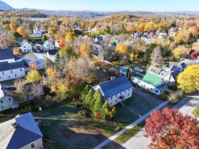 5 Pleasant Street, Bristol, VT 05443