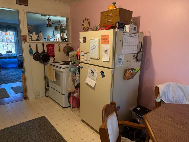 5 Pleasant Street, Bristol, VT 05443