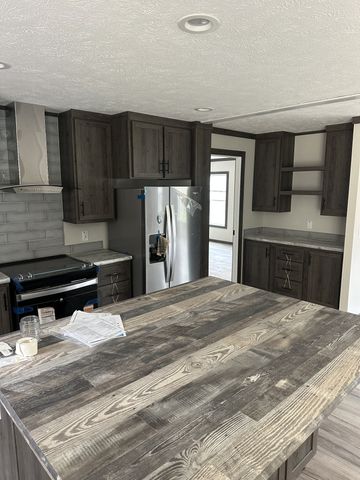 3340 Wixtown rd, Westmoreland, TN 37186