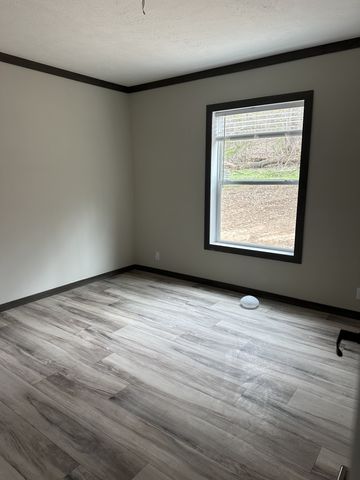 3340 Wixtown rd, Westmoreland, TN 37186