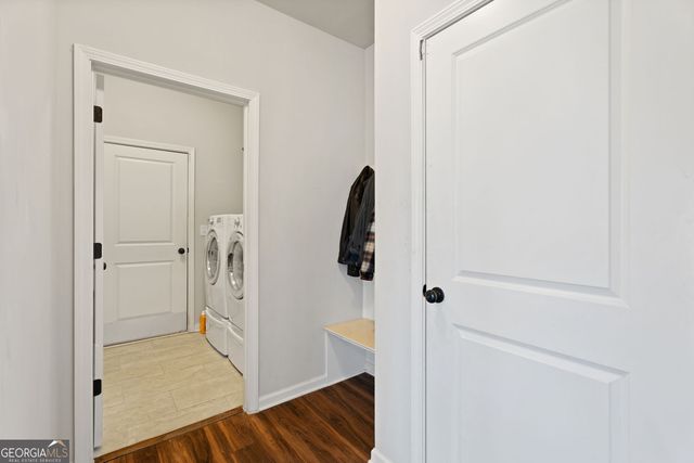 9240 Hollywood Drive, Gainesville, GA 30506