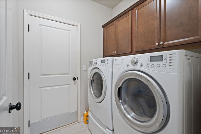 9240 Hollywood Drive, Gainesville, GA 30506