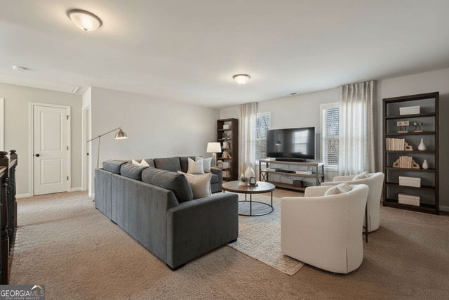 9240 Hollywood Drive, Gainesville, GA 30506