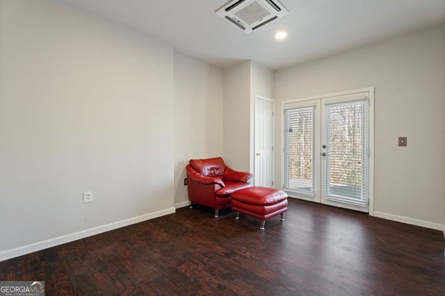 9240 Hollywood Drive, Gainesville, GA 30506