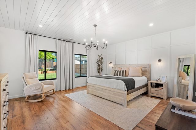 997 Arrowhead Trail, Eagle Point, OR 97524