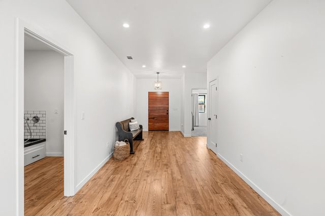 997 Arrowhead Trail, Eagle Point, OR 97524