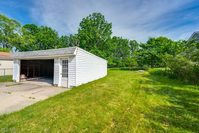 29800 Robert Street, Wickliffe, OH 44092