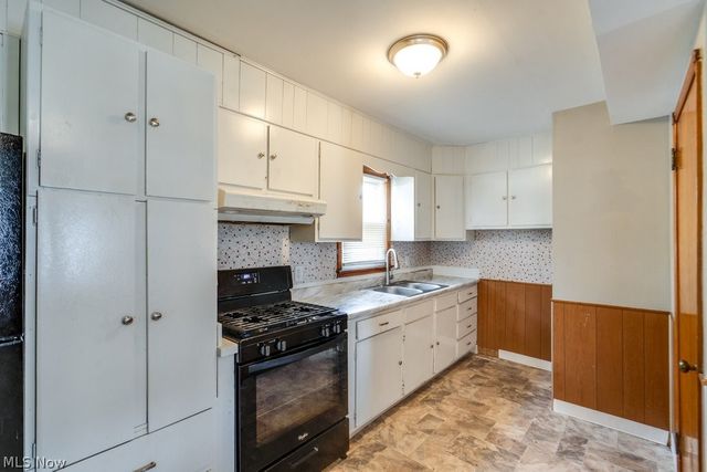29800 Robert Street, Wickliffe, OH 44092