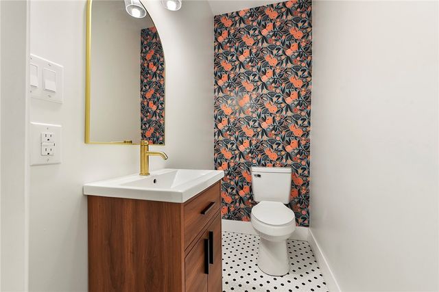 5412 Carnegie St, Lawrenceville, PA 15201