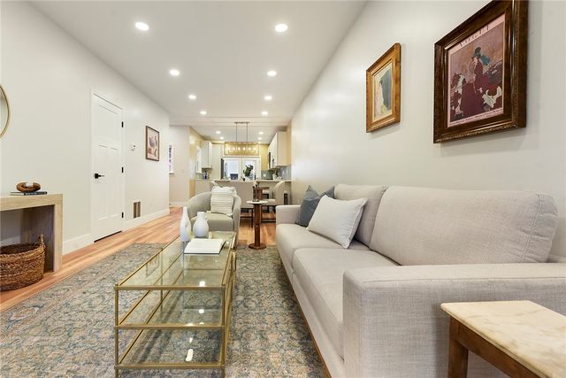 5412 Carnegie St, Lawrenceville, PA 15201