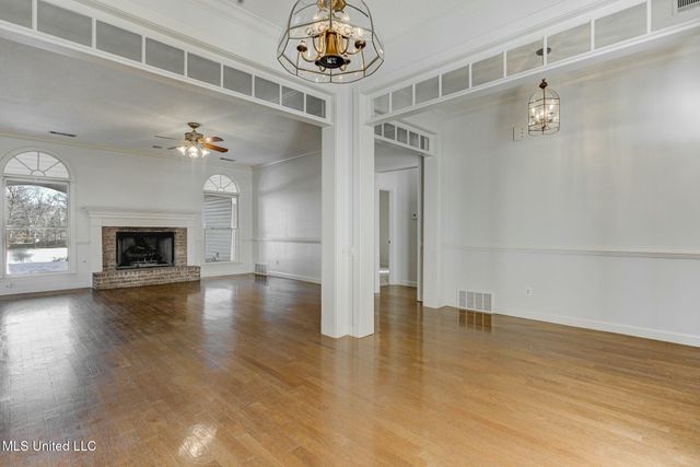 5840 N Cedar Lake Drive, Walls, MS 38680