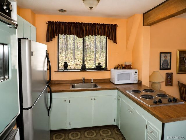 534 Concord Drive, Jefferson, CO 80456