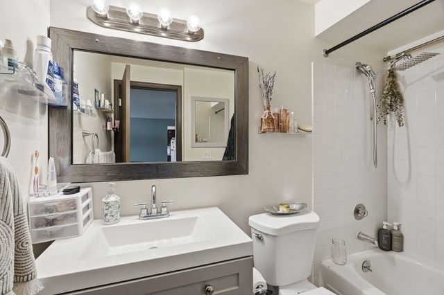 2410 N Post St, Spokane, WA 99205