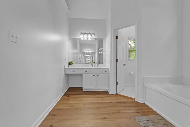 8786 STABLEMILL LN, Memphis, TN 38016